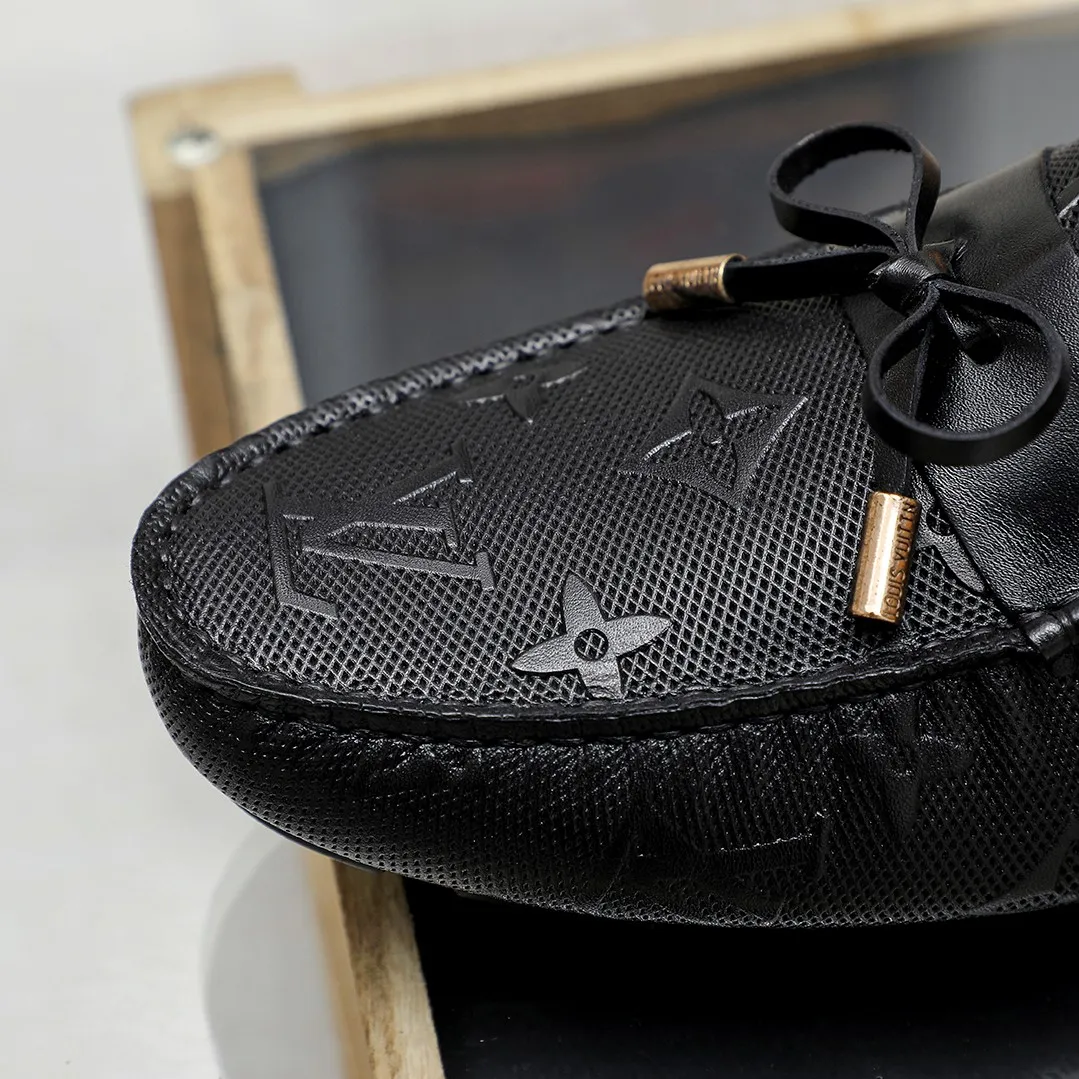 Men's shoes 💰360 💰 LV Louis Vuitton's top-quality Peaches men's shoes 💯Original copy of the official website, the upper is made of imported official website 1:1 material ❌Italian 🇮🇹 cowhide surface, imported pigskin lining. It’s definitely not made with ordinary craftsmanship, it’s the model used by celebrities! The factory’s craftsmanship is designed to create the most perfect shoes for trendy men! Colors available! 38-45 yards